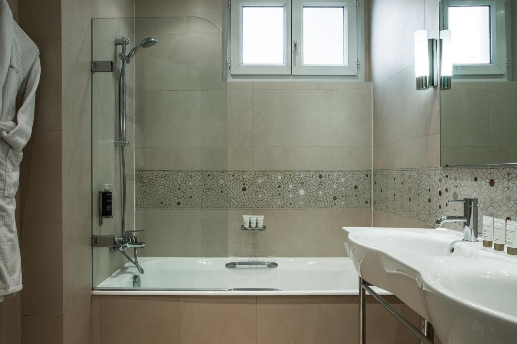 Family Suite,1552075822:JPEG
