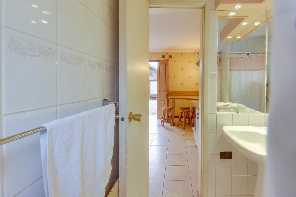Bungalow,452054925:JPEG