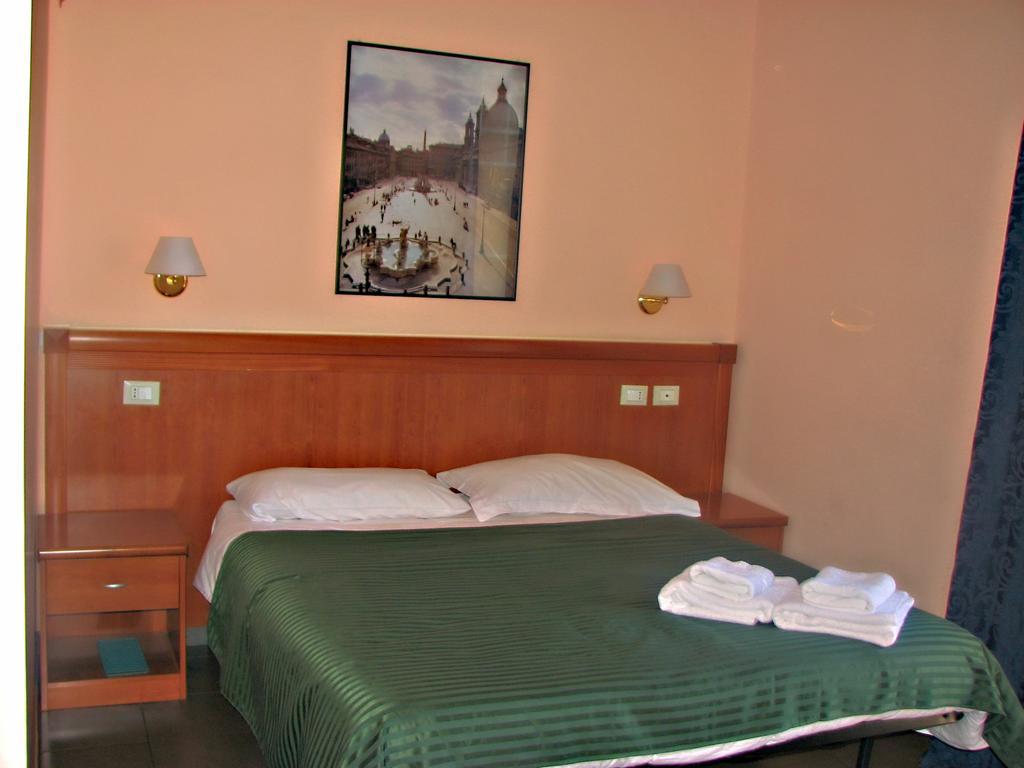Triple Room Separate Building,669647898:JPEG