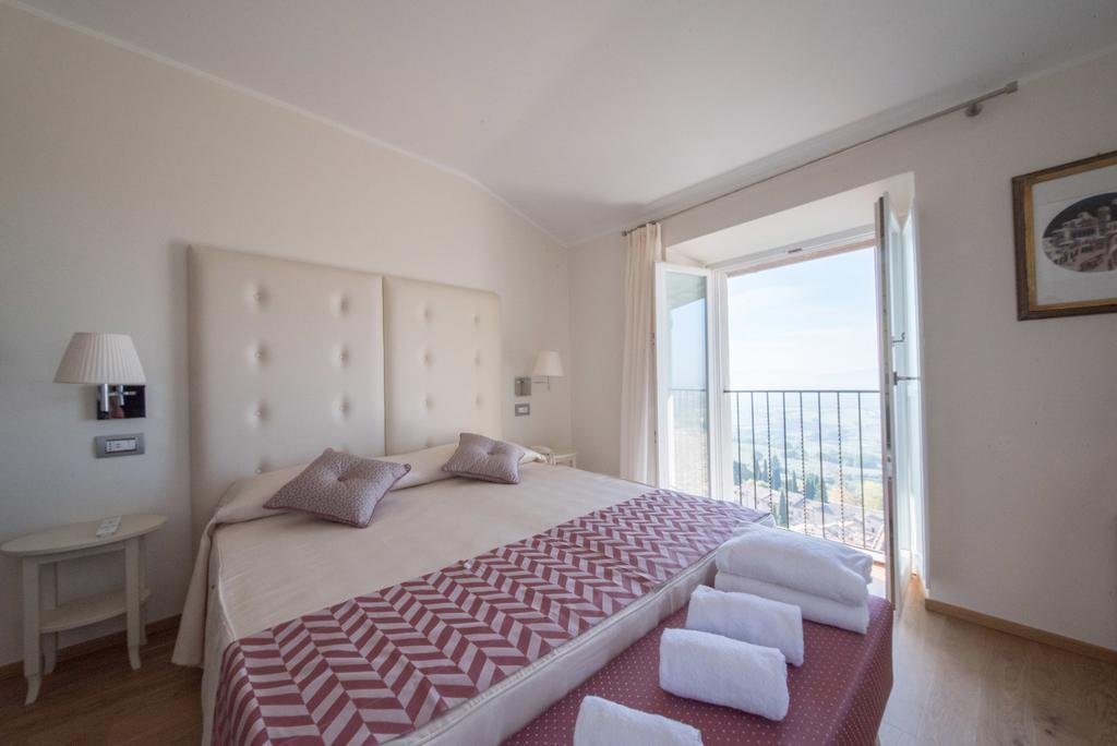 Superior Double or Twin Room,1216253449:JPEG