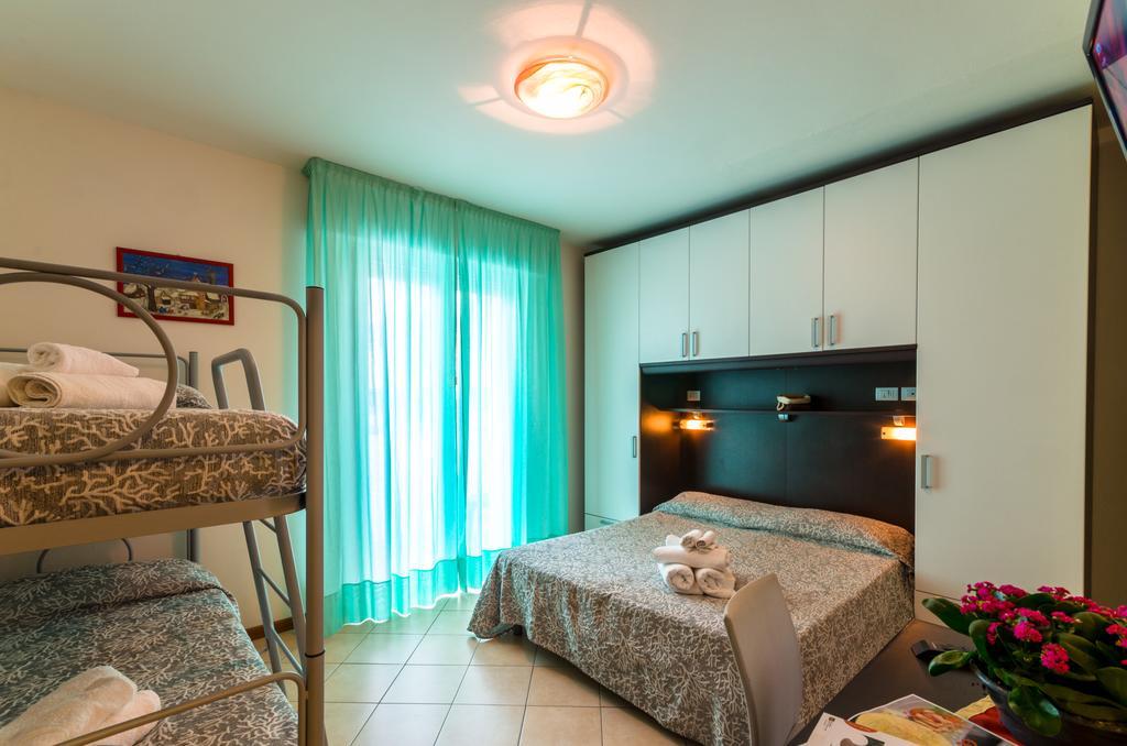Classic Double Room Extra Bed Balcony
