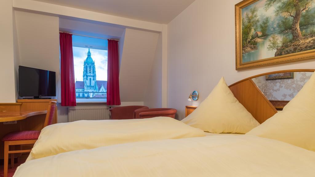 Single Room,462458862:JPEG