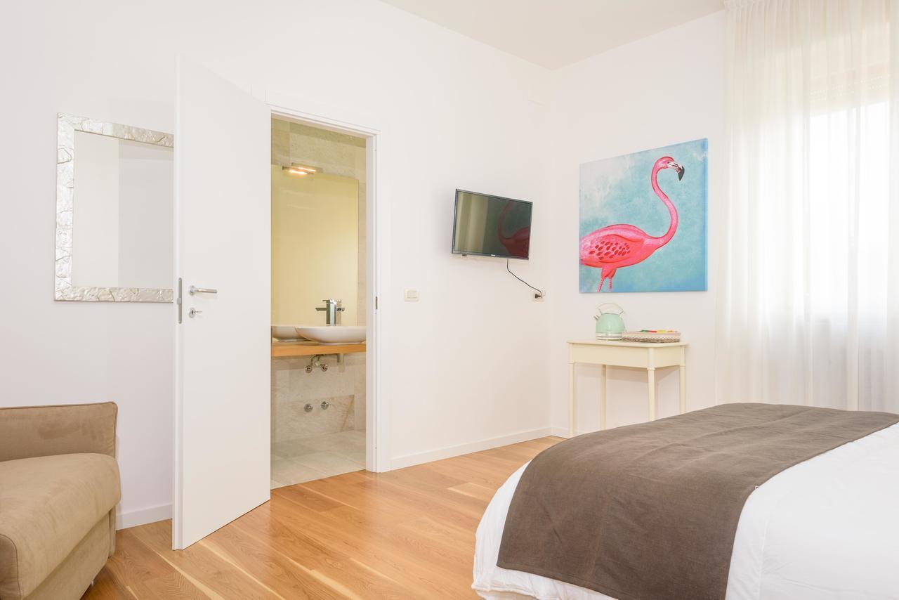 Double Room,498908181:JPEG