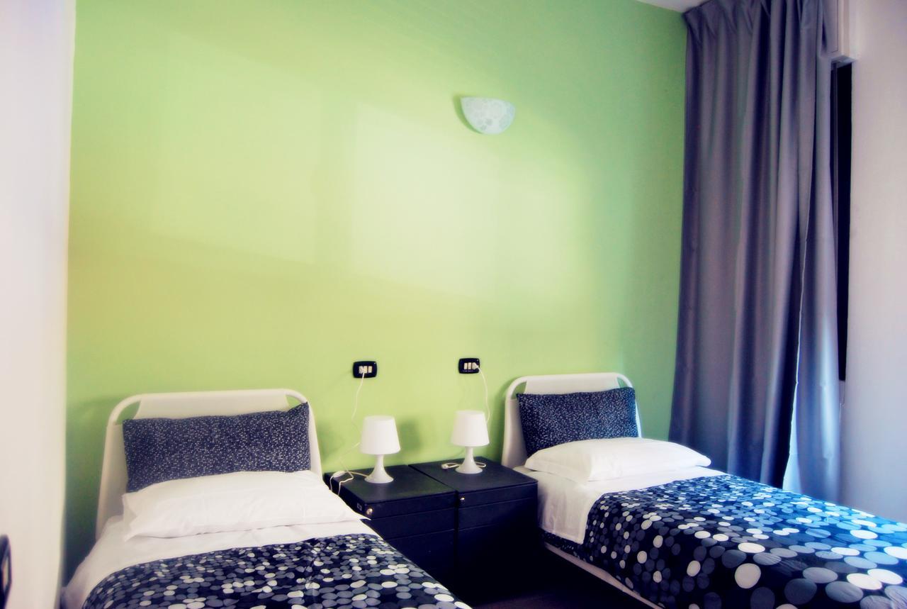 Bed 4-Bed Female Dormitory Room,506719146:JPEG