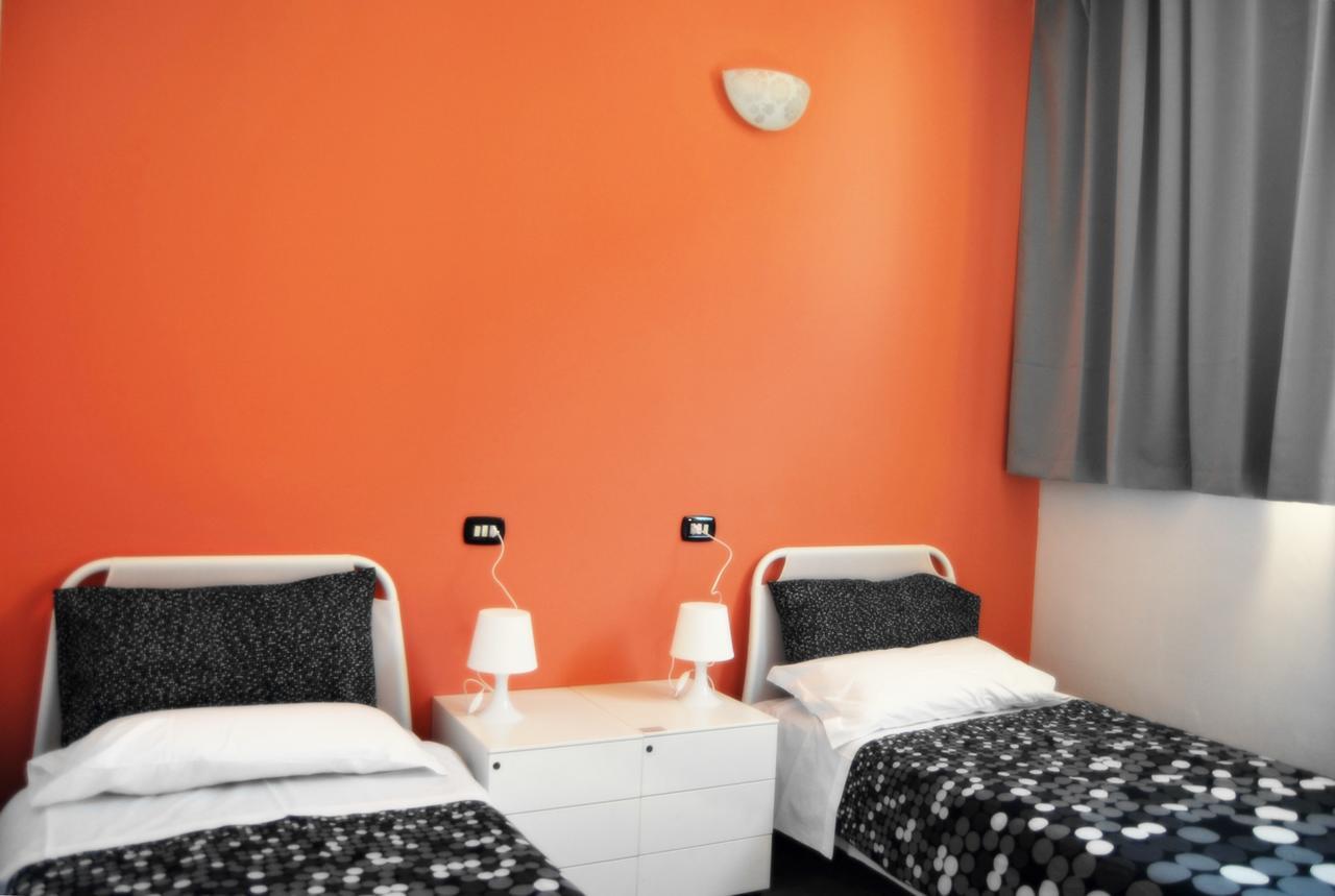 Twin Room,506717577:JPEG