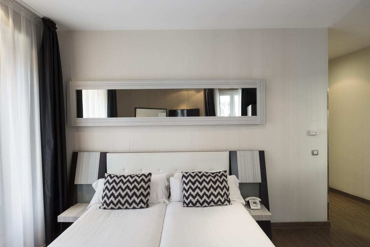 Double or Twin Room,645927213:JPEG