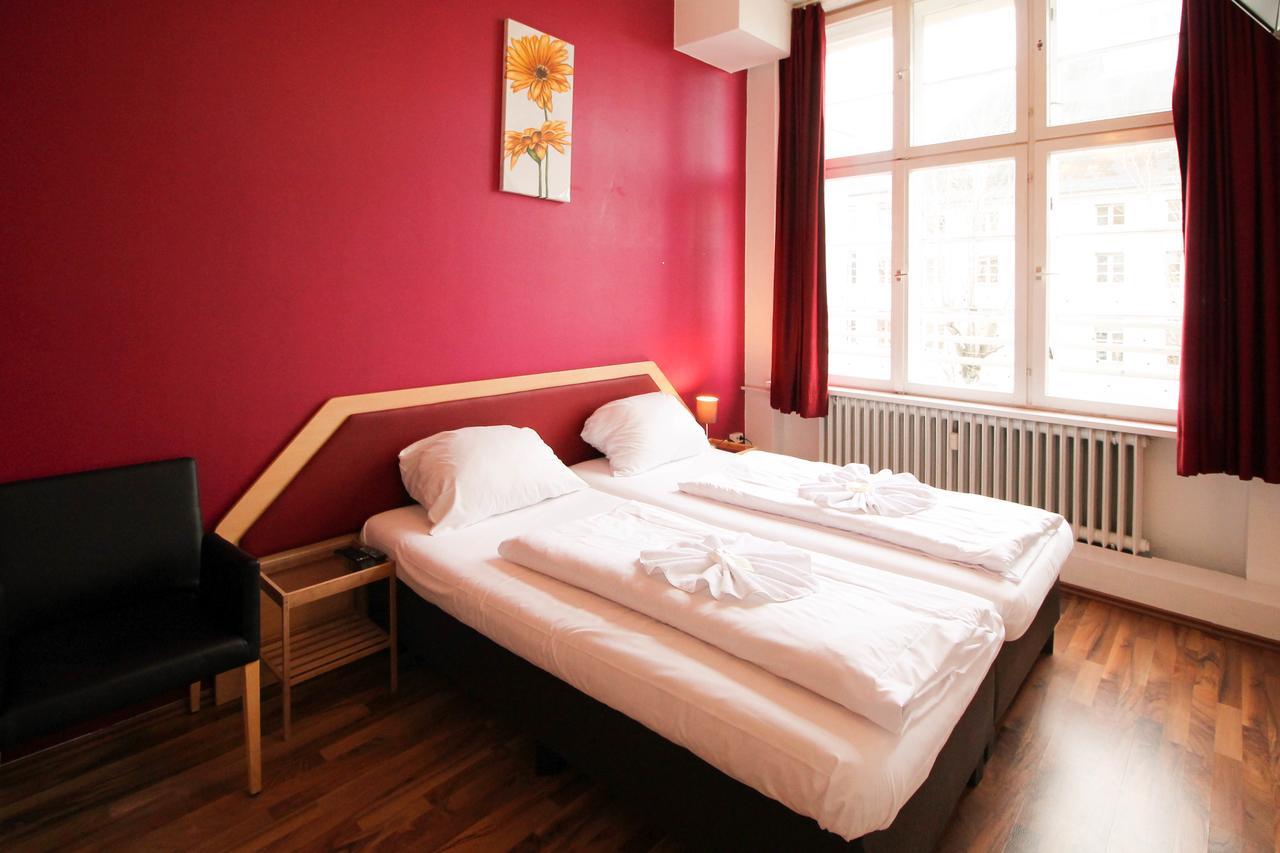 Single Room,1537137958:JPEG