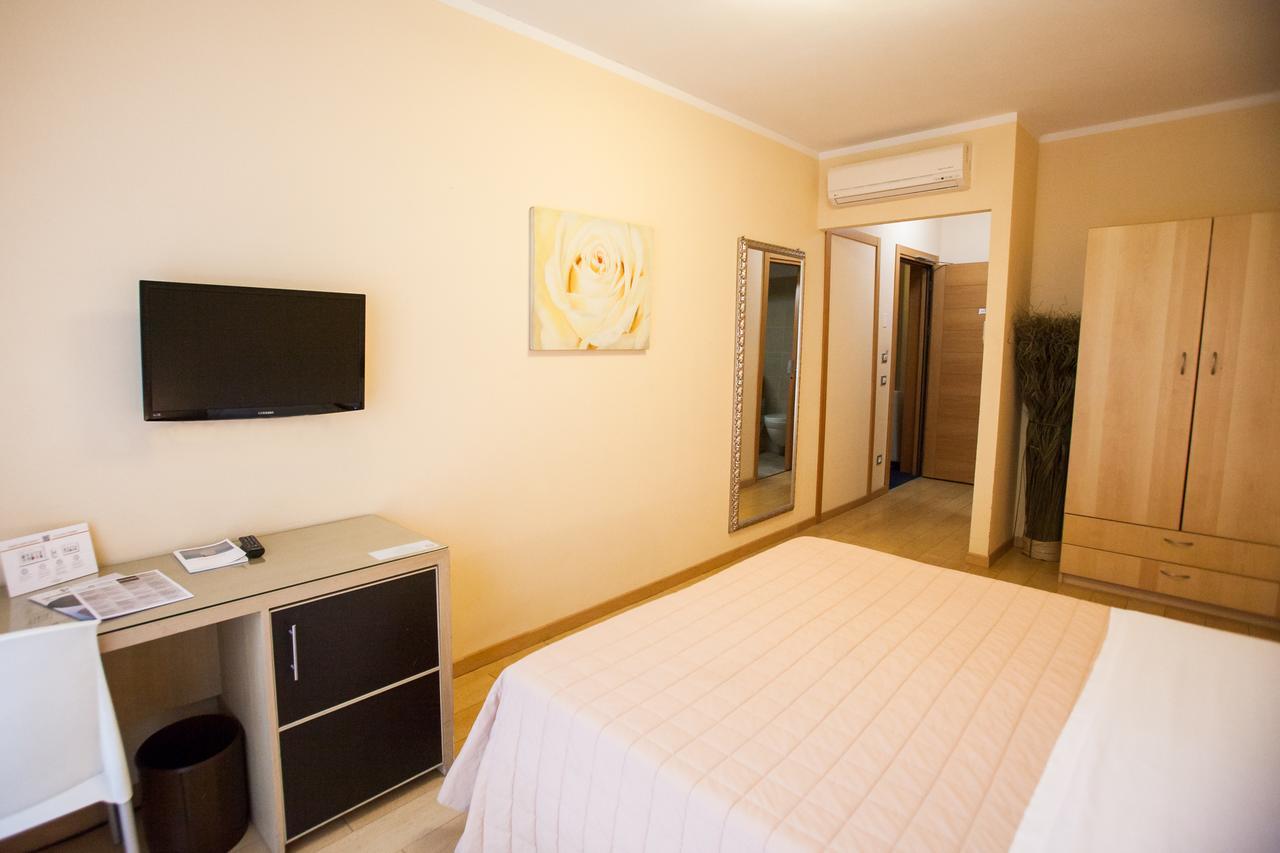 Superior Double or Twin Room,520255902:JPEG