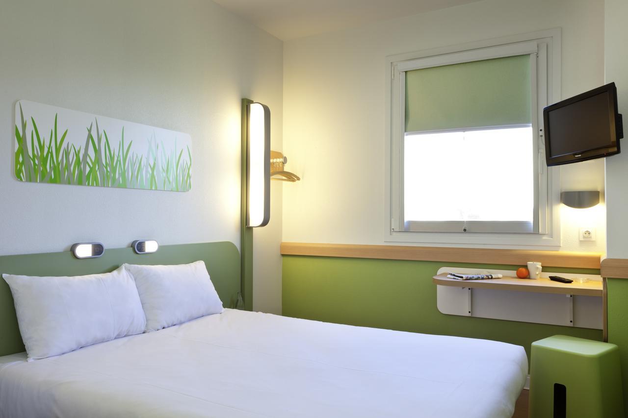 Standard Double Room,519371322:JPEG