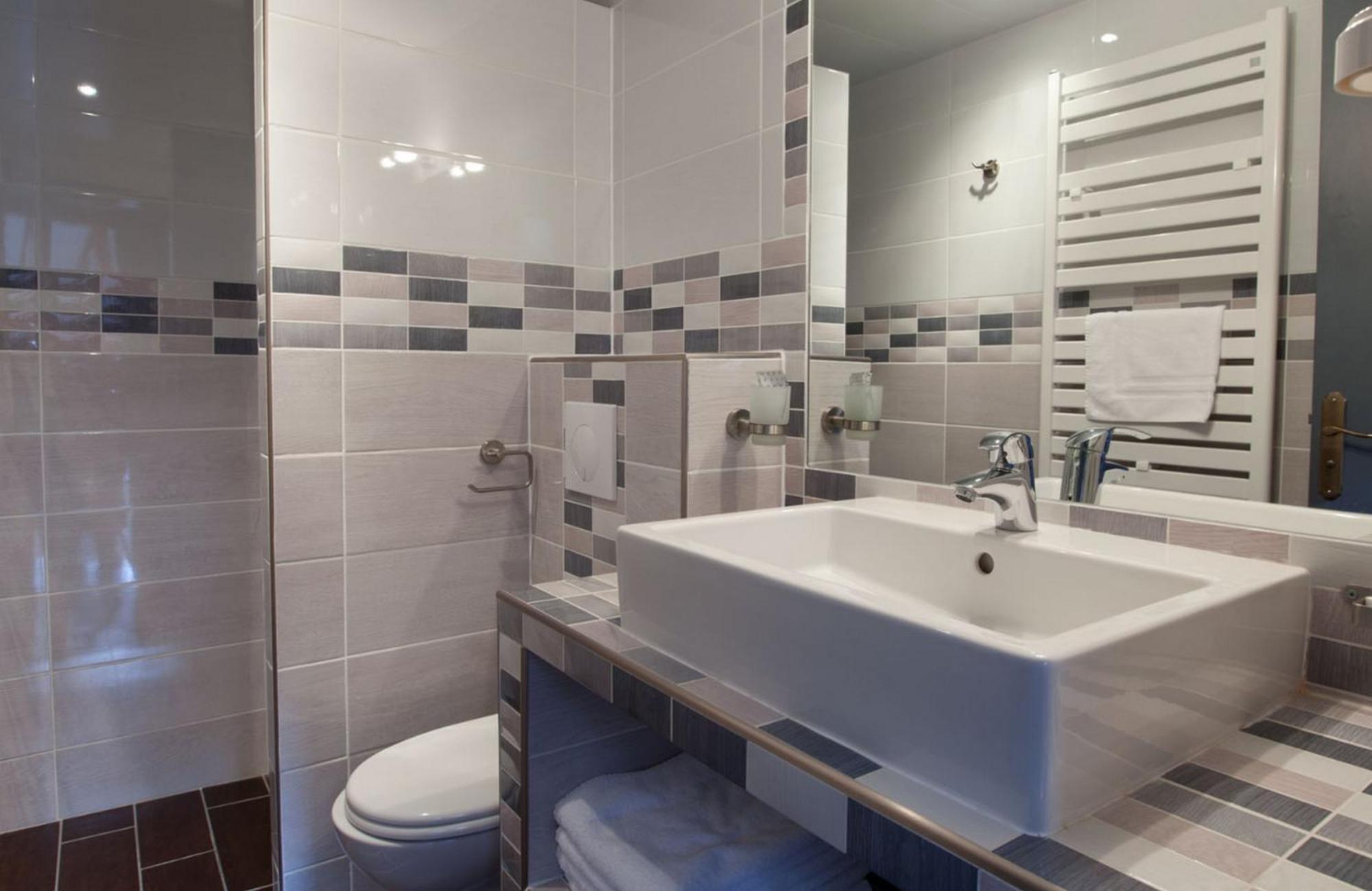 Quadruple Room,521156634:JPEG
