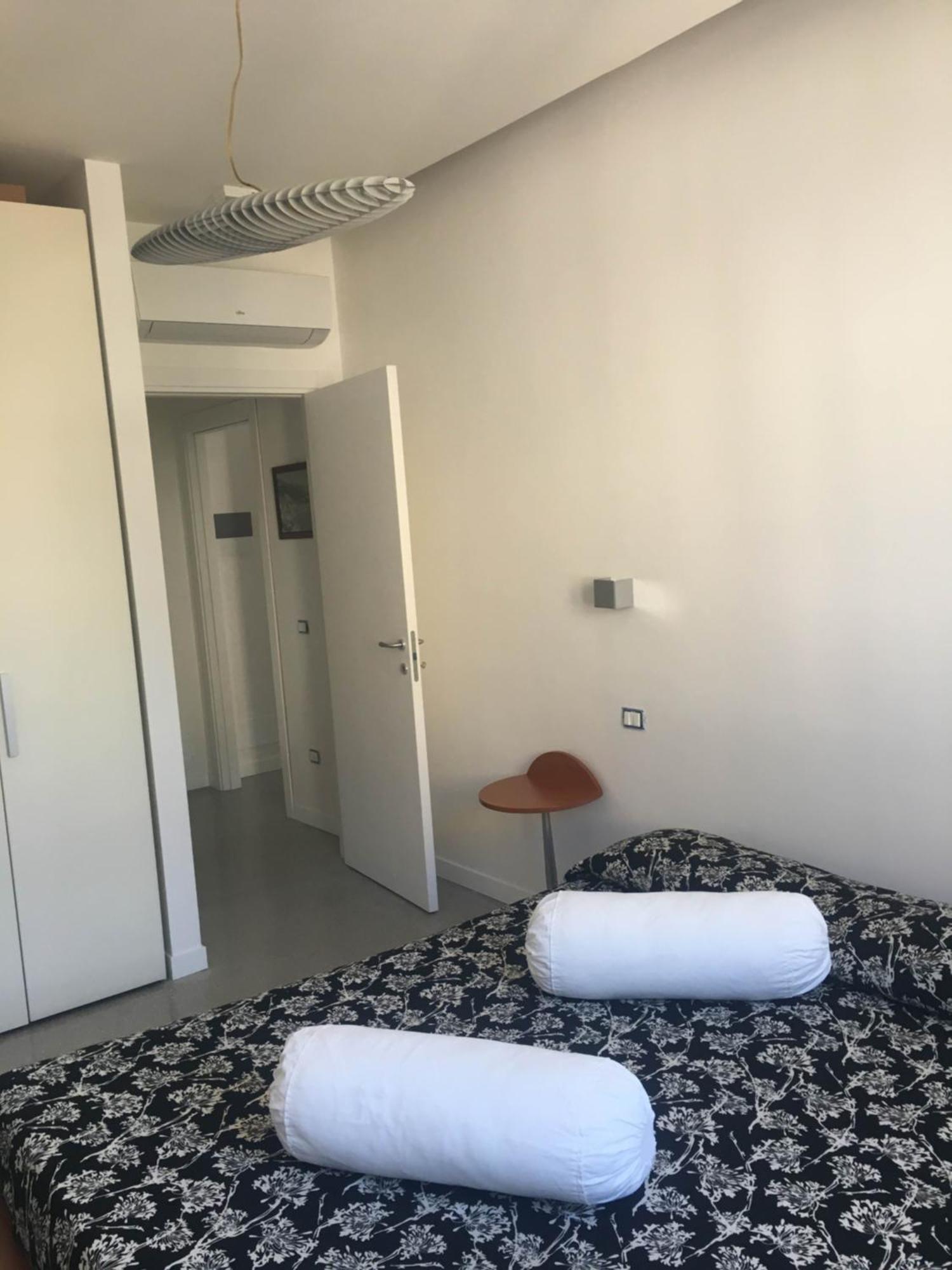 Double Room Private Bathroom,324314371:JPEG