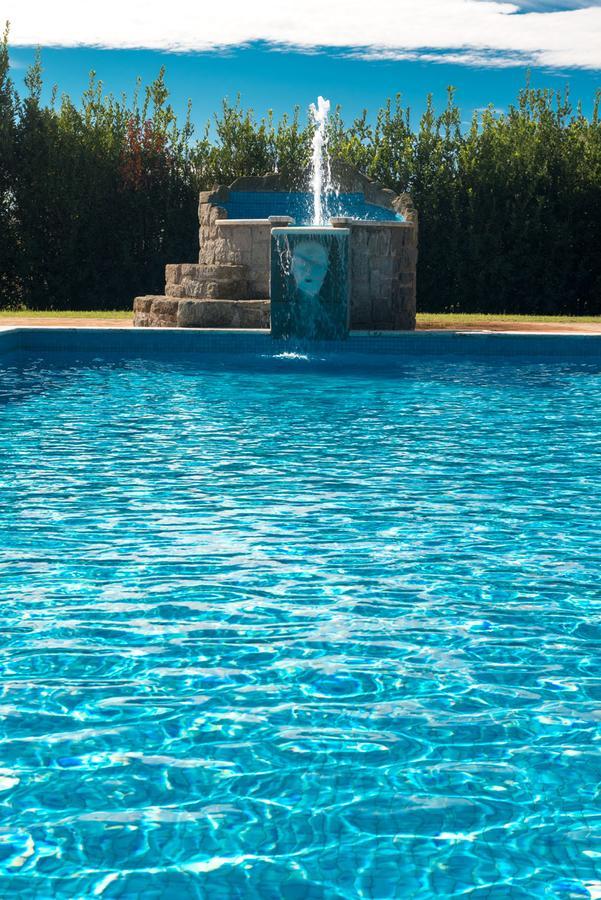 Queen Room Pool View,1548646081:JPEG