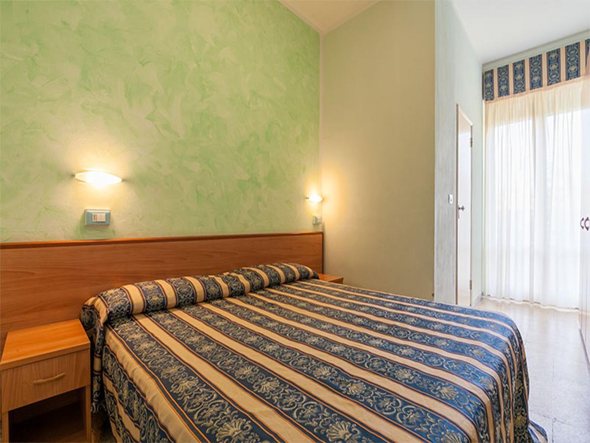 Standard Double Room,663309789:JPEG