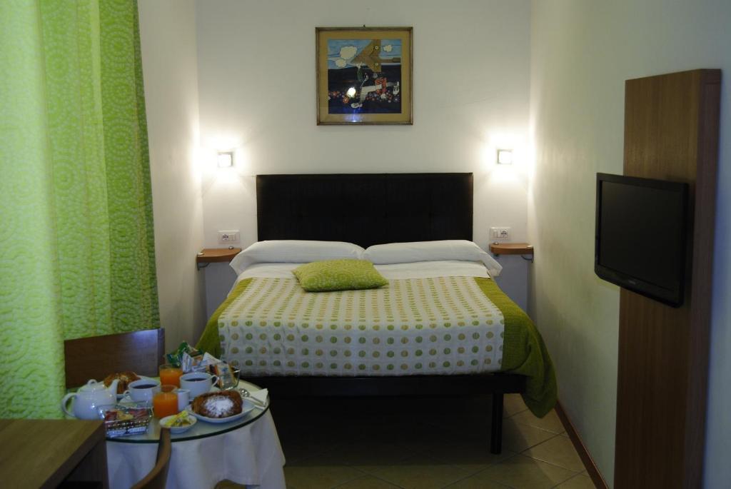 Single Room,109741824:JPEG