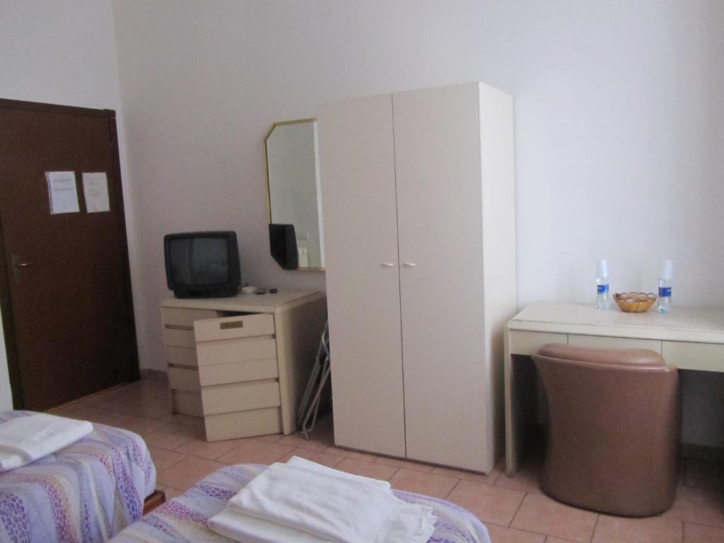 Double Room,52790815:JPEG