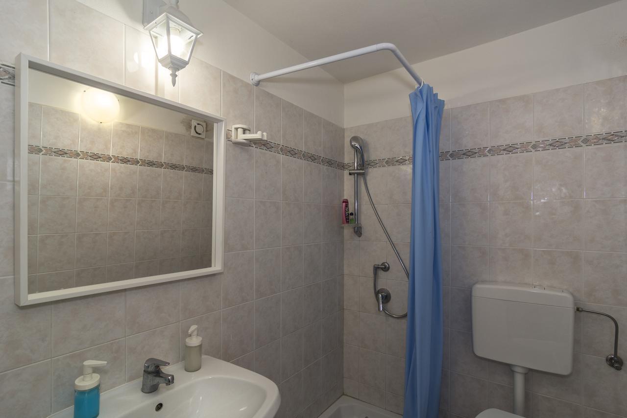 Triple Room,537397890:JPEG