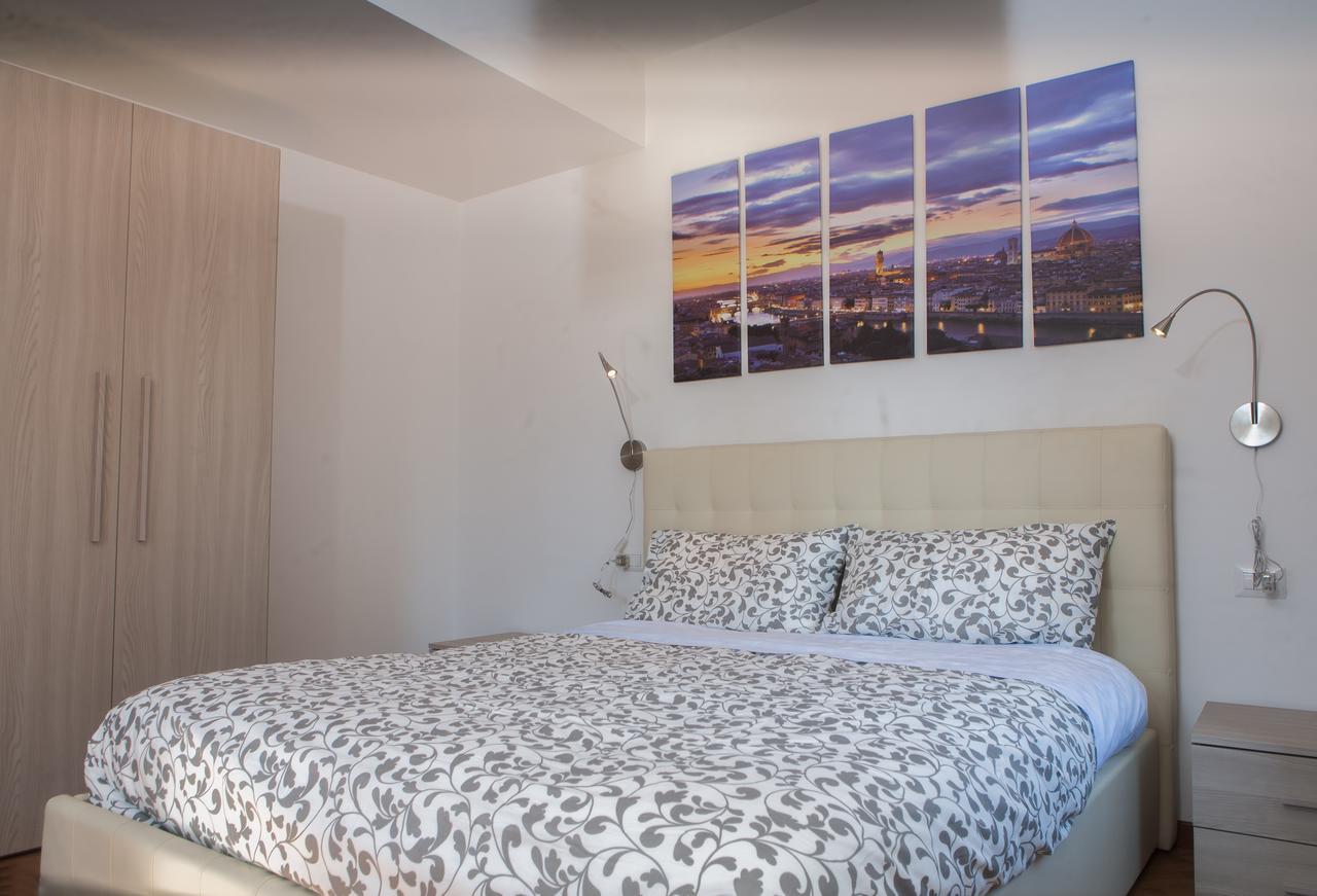 Double Room with Balcony,543066897:JPEG