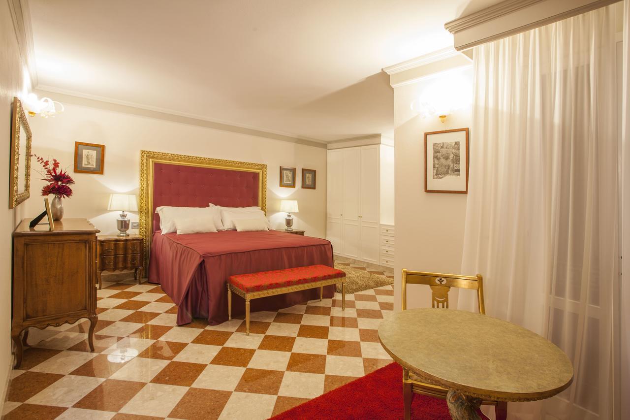 Loft Suite,543185385:JPEG