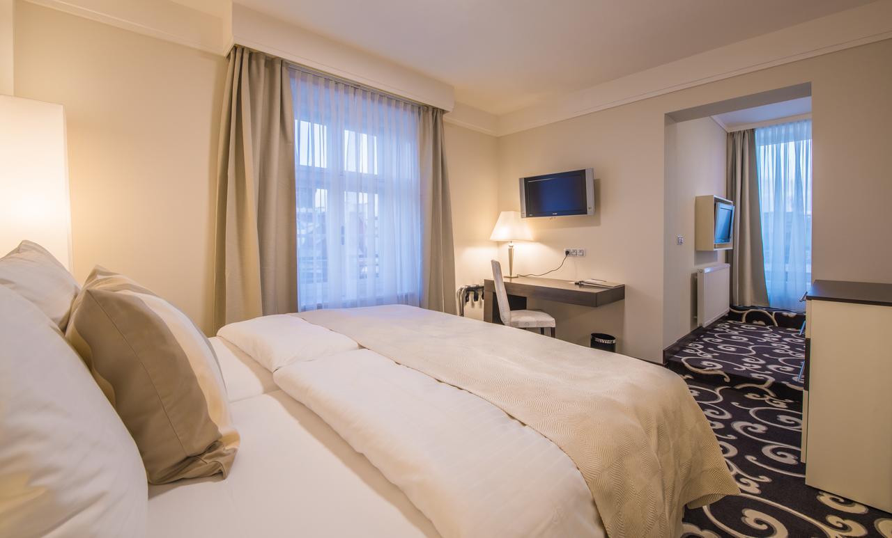 Bohemia Suite with Balcony,544684983:JPEG