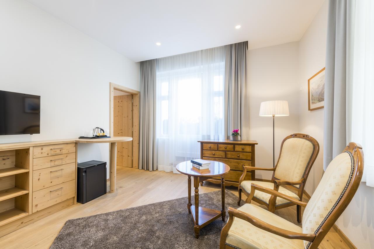 Junior Suite,548761170:JPEG