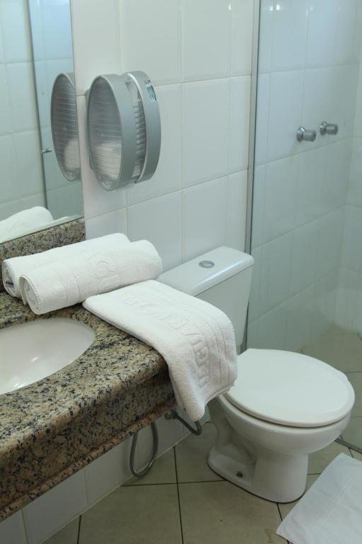 Twin Room,709457683:JPEG
