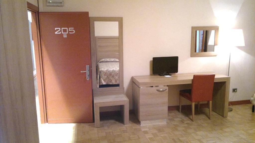 Double Room,690520296:JPEG