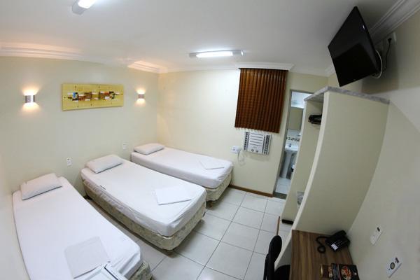 Triple Room,579302250:JPEG