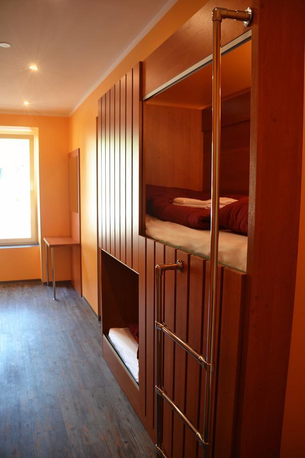 Bed in 4-Bed Mixed Dormitory Room,586914594:JPEG