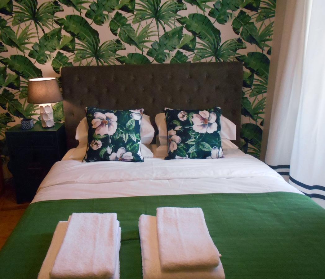 Quarto Duplo com Casa de Banho Partilhada