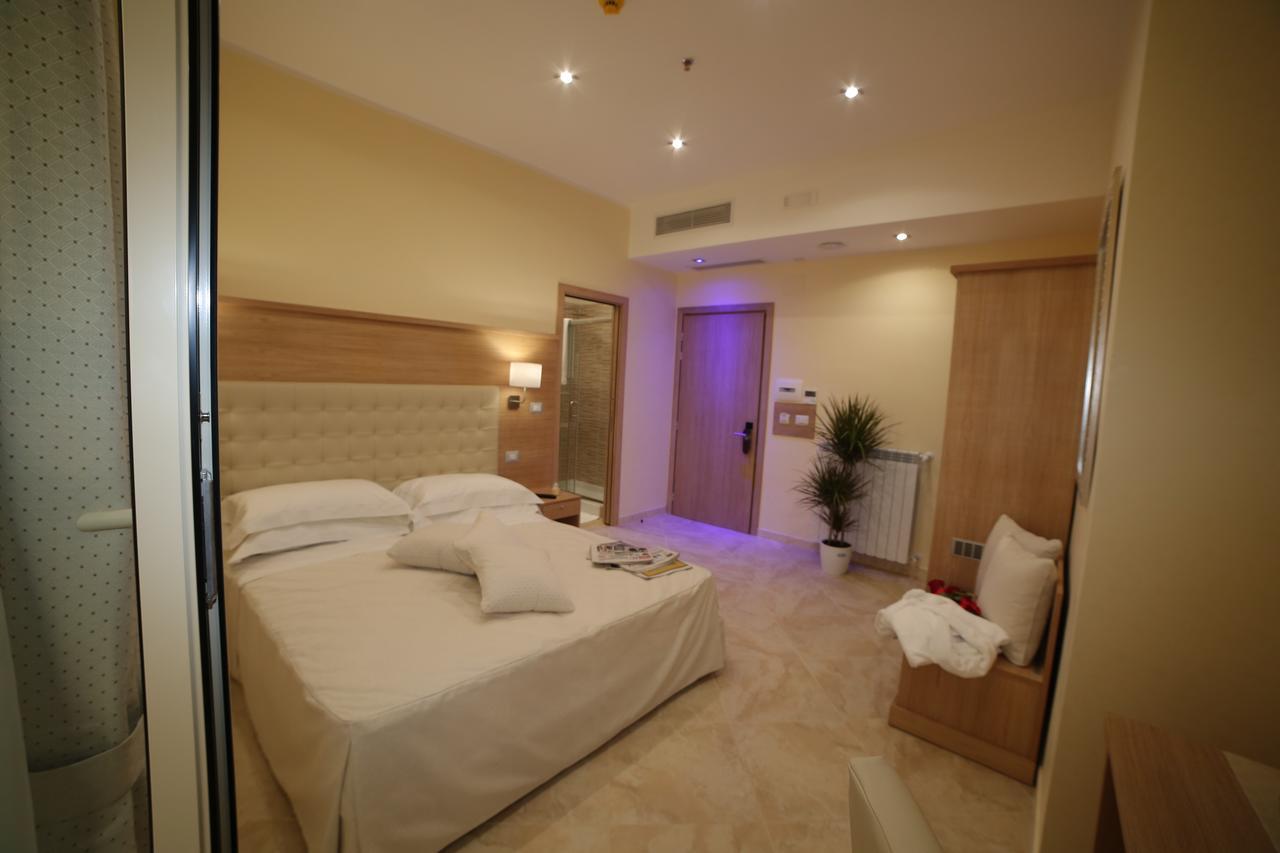 Junior Suite Balcony,596270556:JPEG