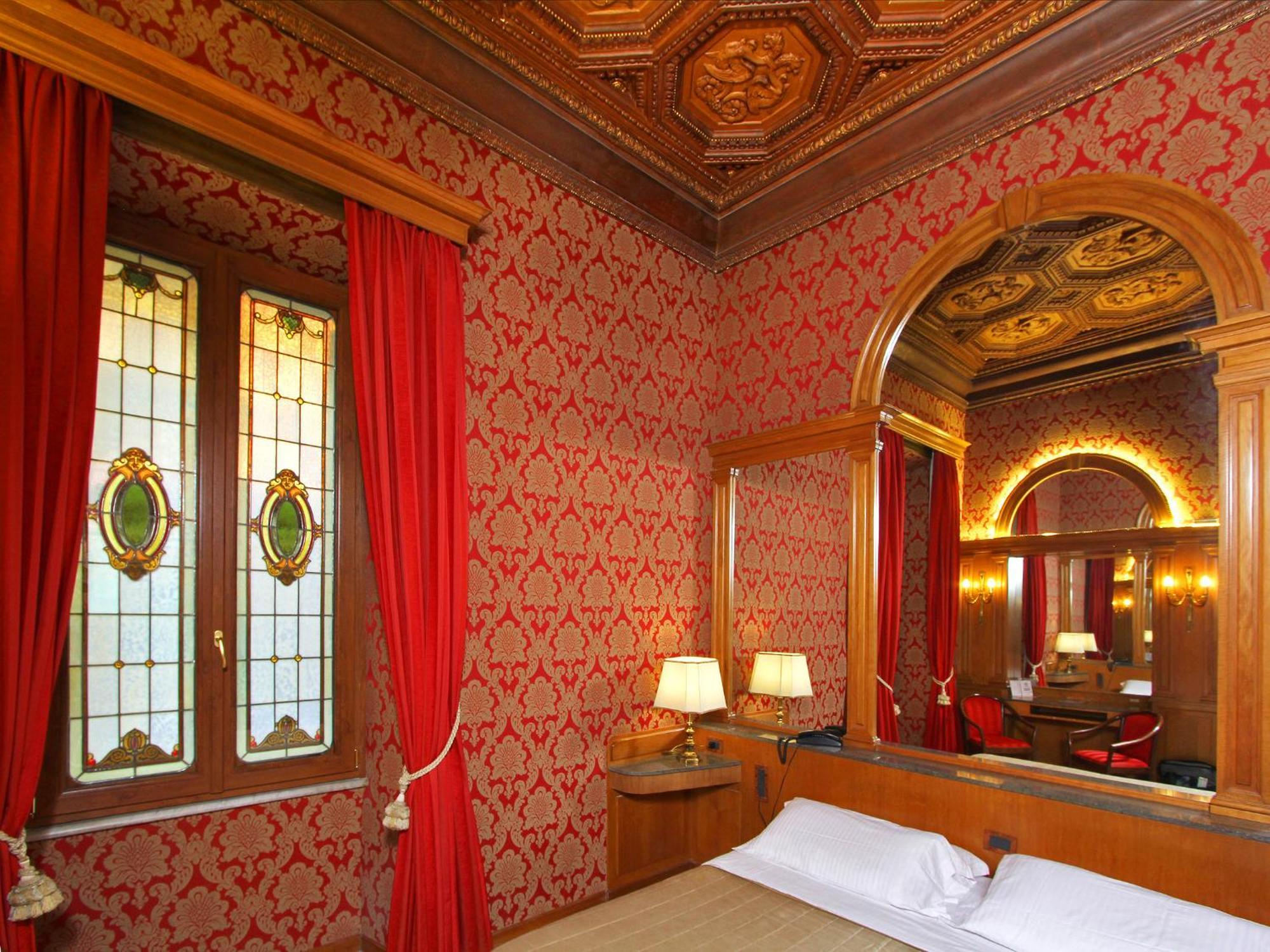 Deluxe Double Room,1279556716:JPEG