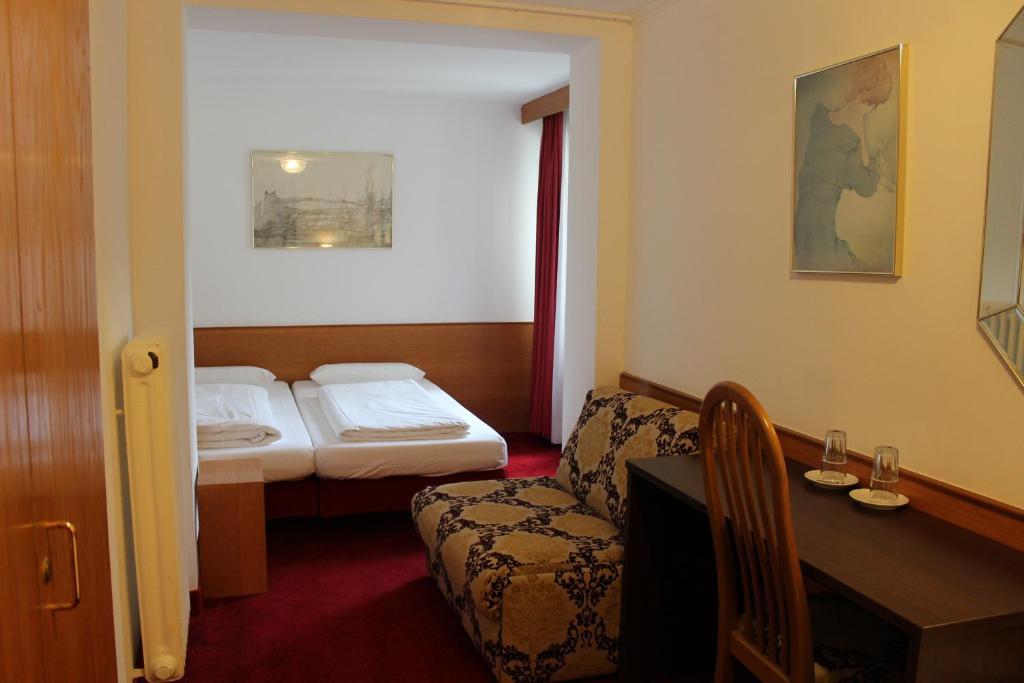 Double Room,60903196:JPEG