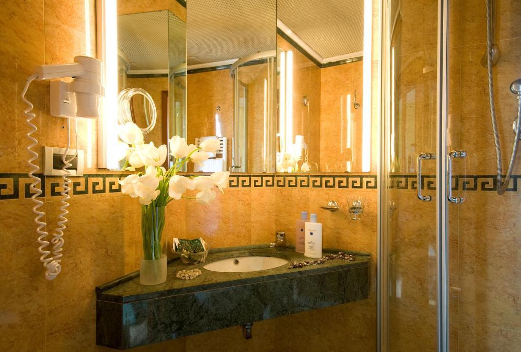 Double or Twin Room,66663751:JPEG