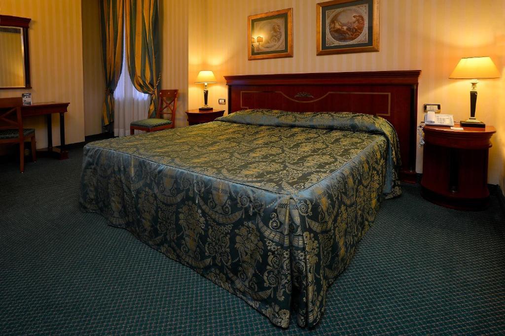 Double Room Extra Bed,807236076:JPEG