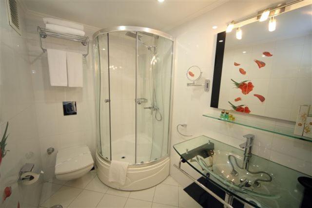 Budget Double Room,681712575:JPEG