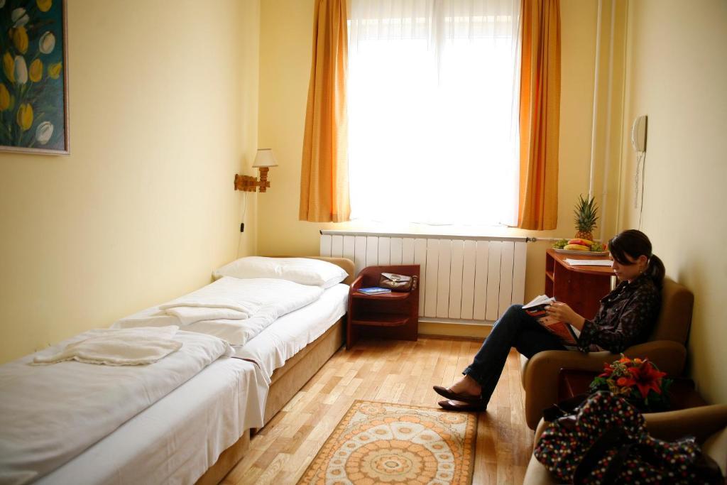 Single Room,61434292:JPEG