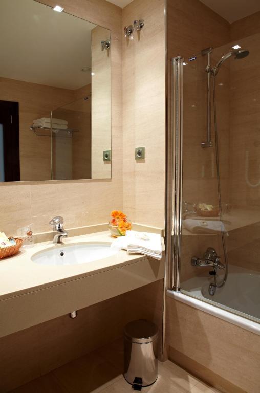 Triple Room,1622014801:JPEG