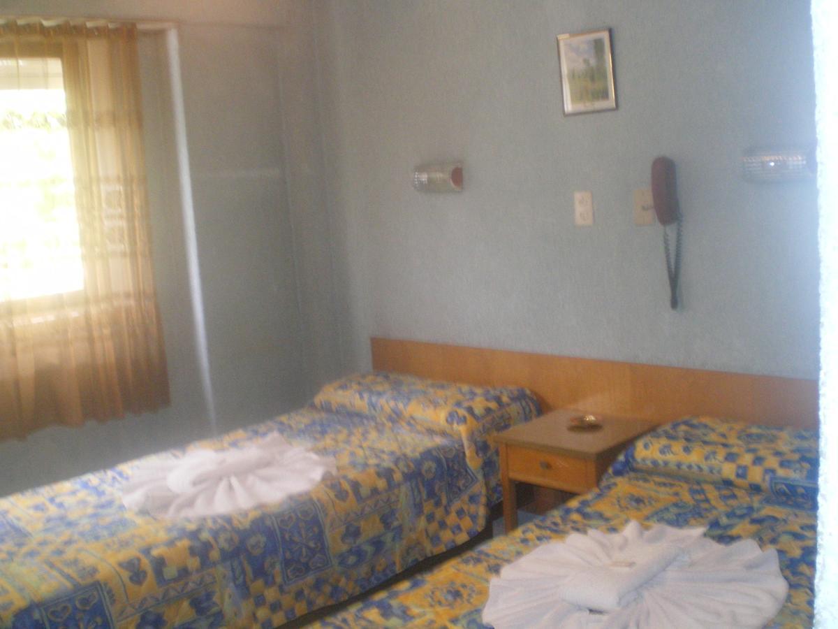 Triple Room,1630893322:JPEG