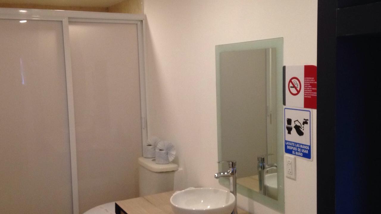 Queen Room,620376610:JPEG