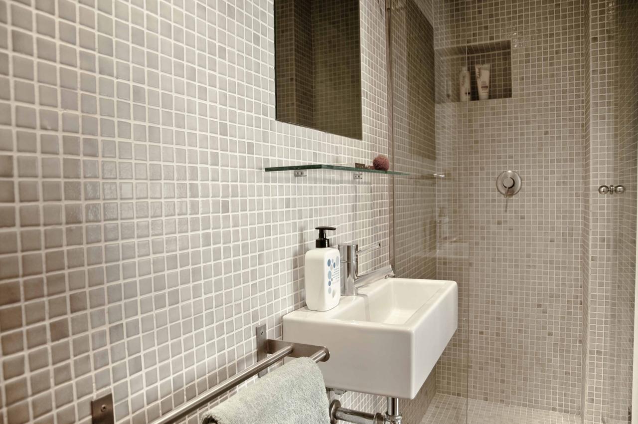 Superior Apartment,627903489:JPEG