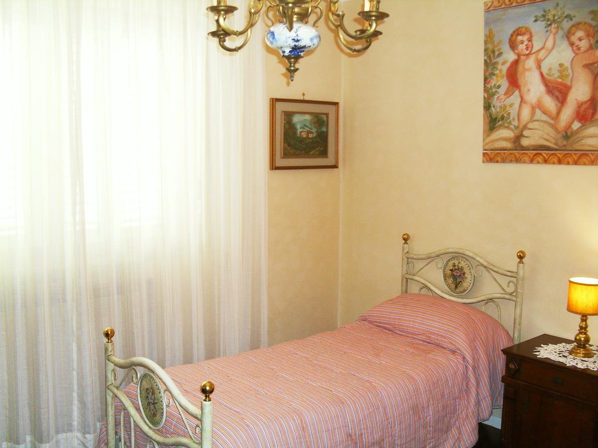 Large Twin Room,628016907:JPEG