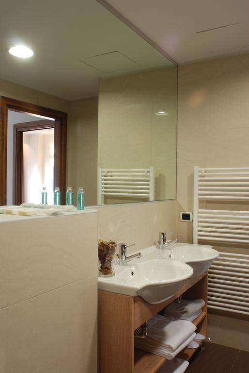 Double Room,112745391:JPEG
