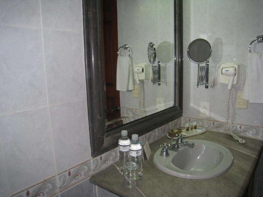 Twin Room,62975452:JPEG