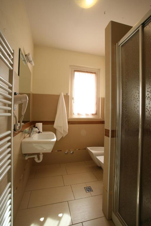 Two-Bedroom Apartment,63123394:JPEG