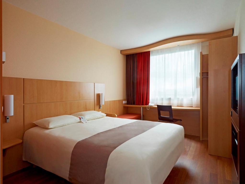 Double Room,378840268:JPEG