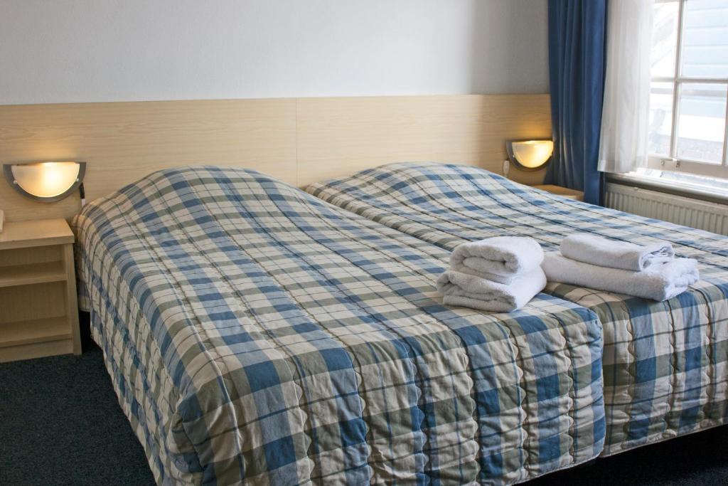 Triple Room,63296503:JPEG