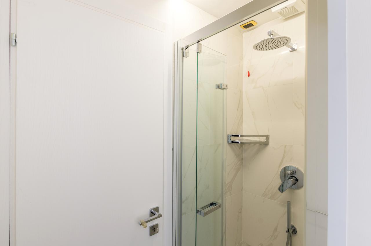 Double Room,632358195:JPEG