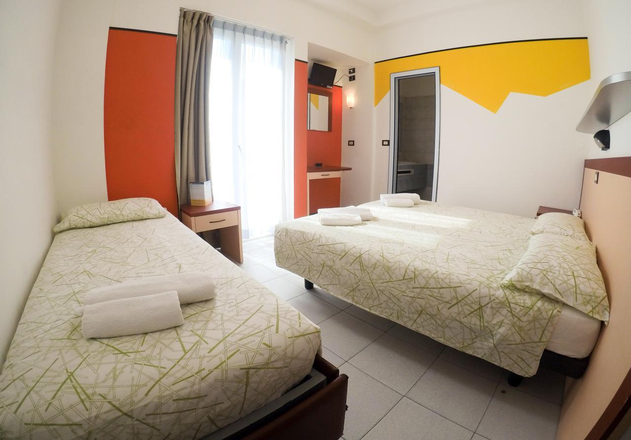 Quadruple Room,632370102:JPEG
