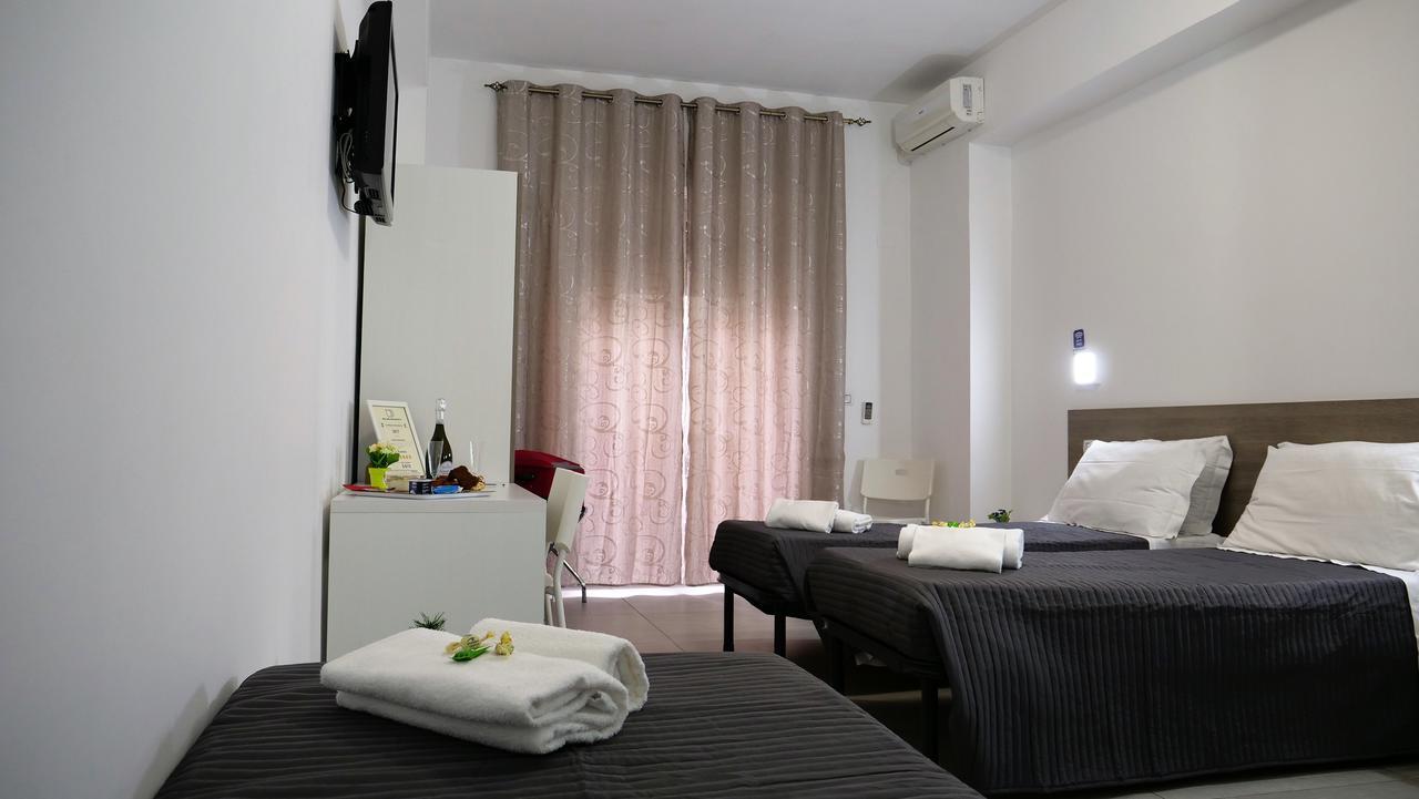 Twin Room Balcony,633074106:JPEG