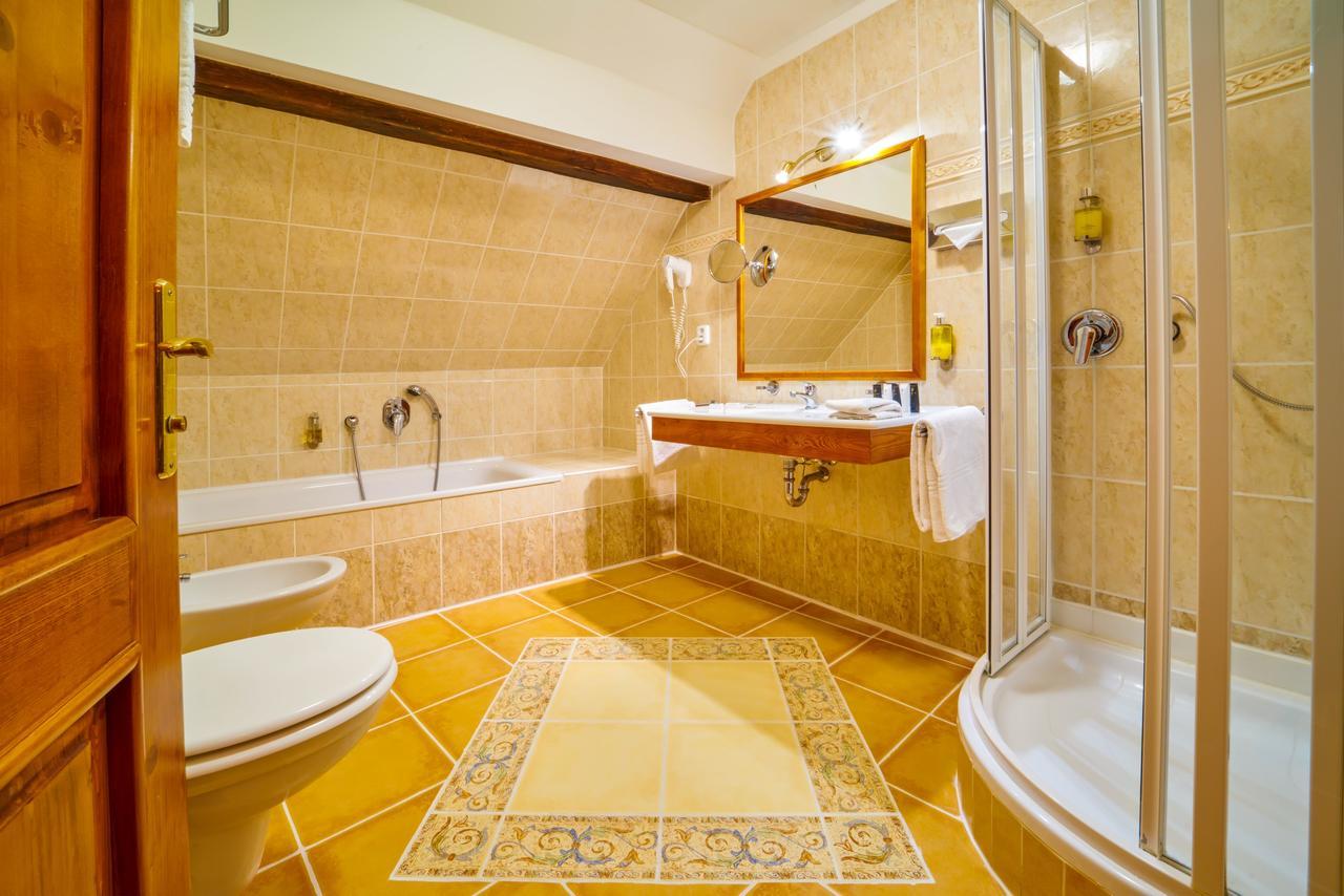 Quadruple Room,1698295419:JPEG
